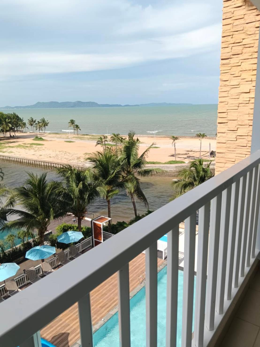 Saisawan Beach Resort Jomtien Beach Zewnętrze zdjęcie